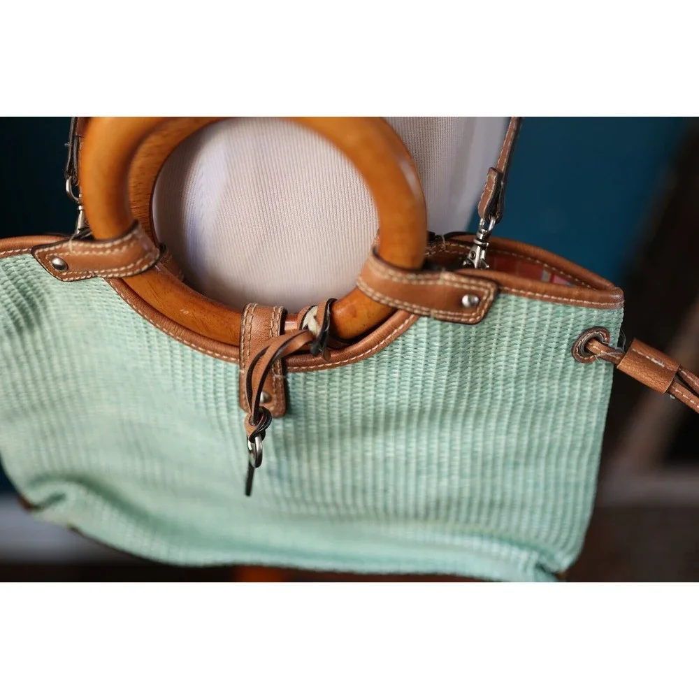 VTG Fossil 1954 Classic Seafoam Green Woven Rattan Wood Handles Strap Bag Purse